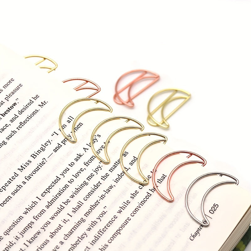 30 Moon-Shaped Paper Clips